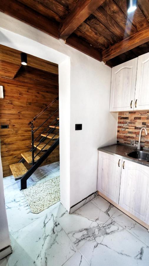 Coratina Cottage Улцинь Екстер'єр фото