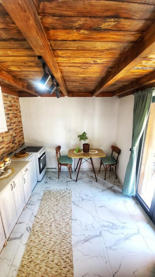 Coratina Cottage Улцинь Екстер'єр фото